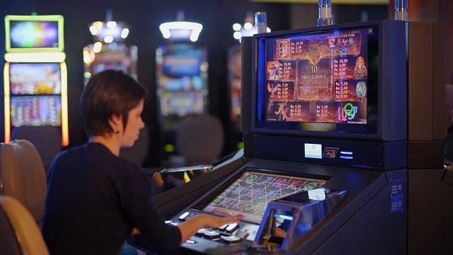 Fisticuffs slot machine
